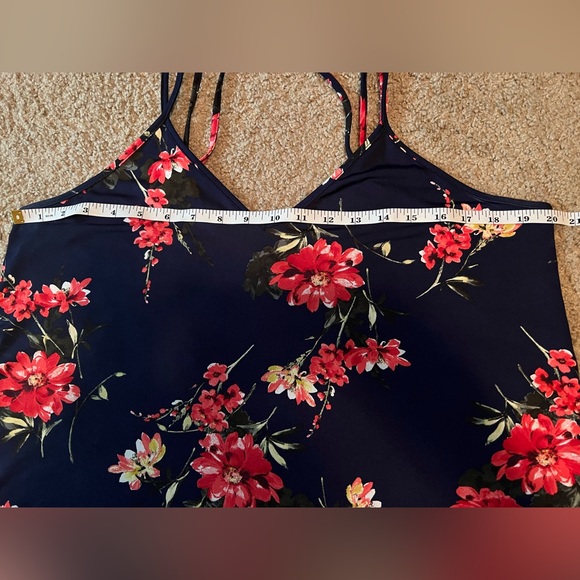 🎉Host Pick🎉Papermoon knit top - Picture 3 of 3